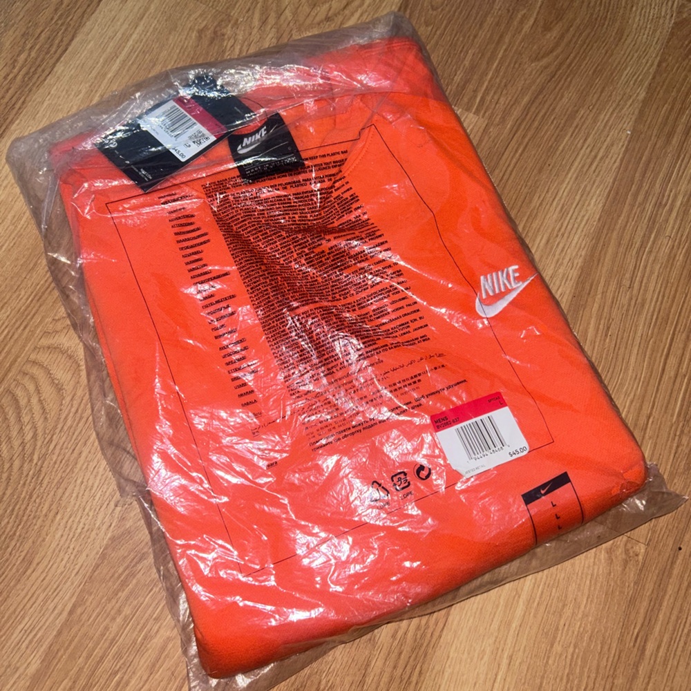 Nike sportswear club crewneck